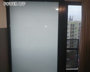 white color switchable electrochromic film